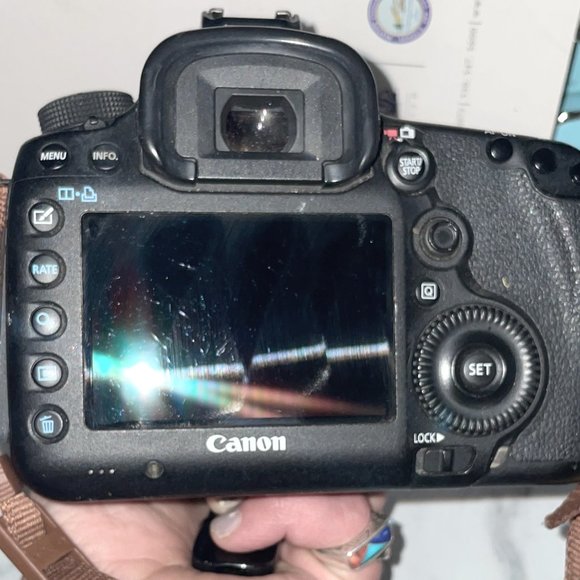 Canon EOS 5D MARK III 22.3 MP Digital SLR With 17-40mm L/4 USM Lens Wide Lens. - Picture 1 of 7